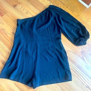 Black one sleeve shorts romper